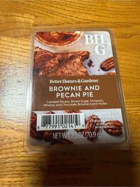 Better Homes And Gardens Brownie and Pecan Pie Scented Wax Cubes - Brown